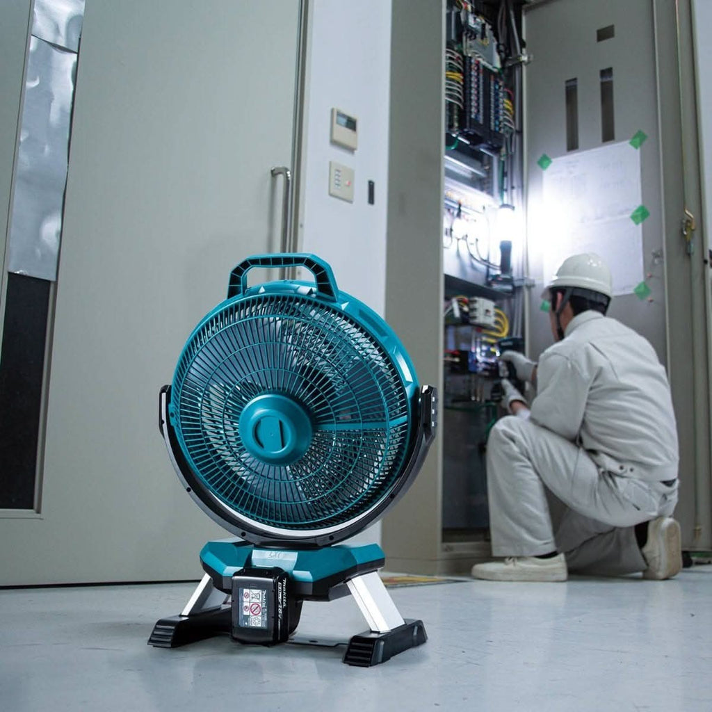 Makita DCF301Z 18V LXT Lithium"â€ ̃Ion Cordless/Corded 13" Fan, Tool Only