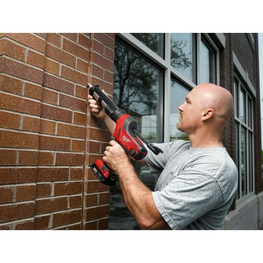 Milwaukee 2641-20 M18 Cordless 10oz. Caulk and Adhesive Gun