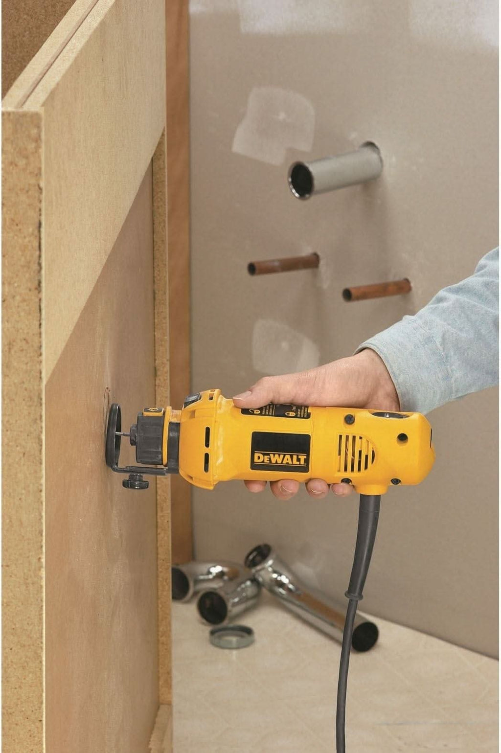 DeWalt DW660 Corded Cut-Out Tool