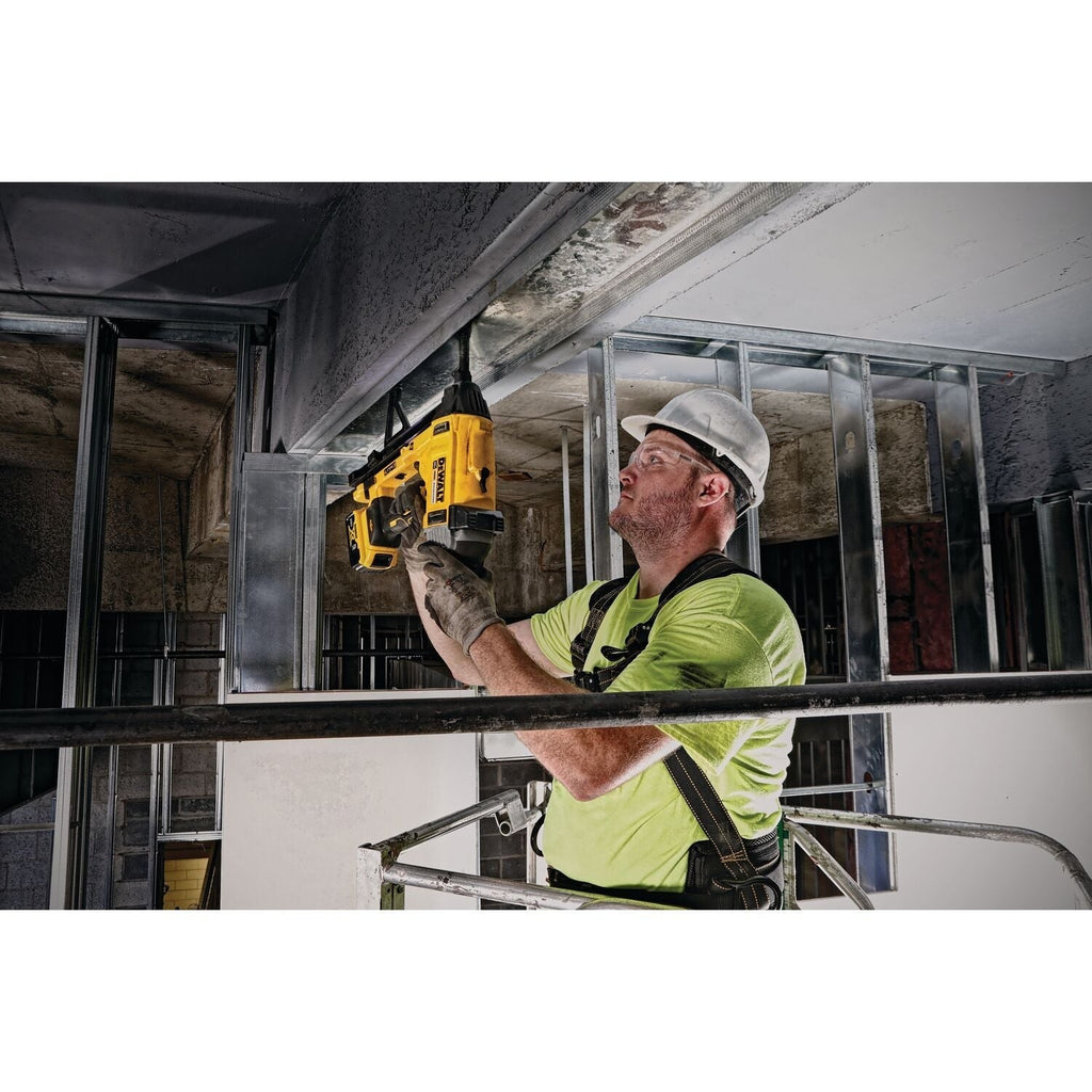 DeWALT 1-In. Magazine Cordless Concrete Nailer 5.0Ah Kit (DCN891P2)