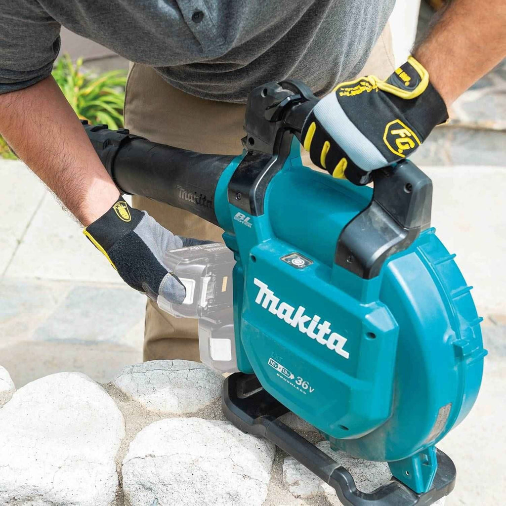 Makita XBU04ZV 36V (18V X2) LXT Brushless Blower with Vacuum Attachment Kit, Tool Only