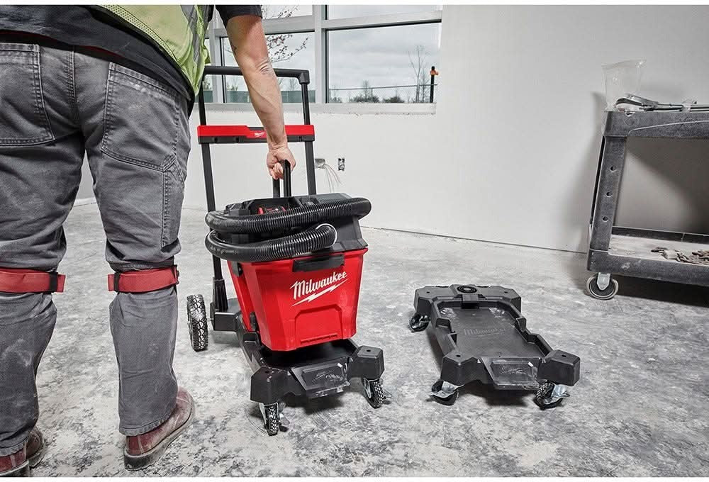 Milwaukee 0923-20 Wet/Dry Vacuum Cart