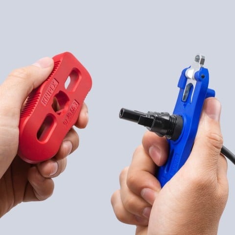Knipex 4-in. Assembly Tool for MC4/MC4 Evo 2 Connectors (97 49 66 3 SBA)