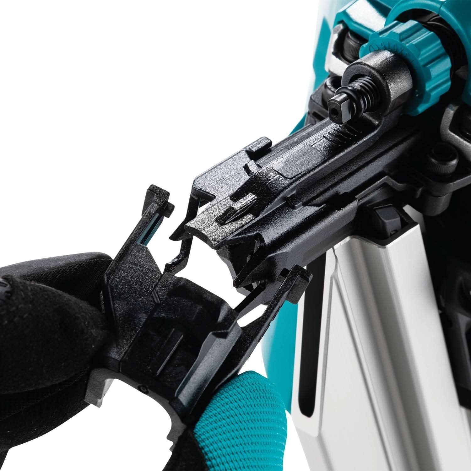 Makita GNB02Z 40V max XGT Brushless 21-Degree Full Round Head 3-1/2-in. Framing Nailer, Tool Only