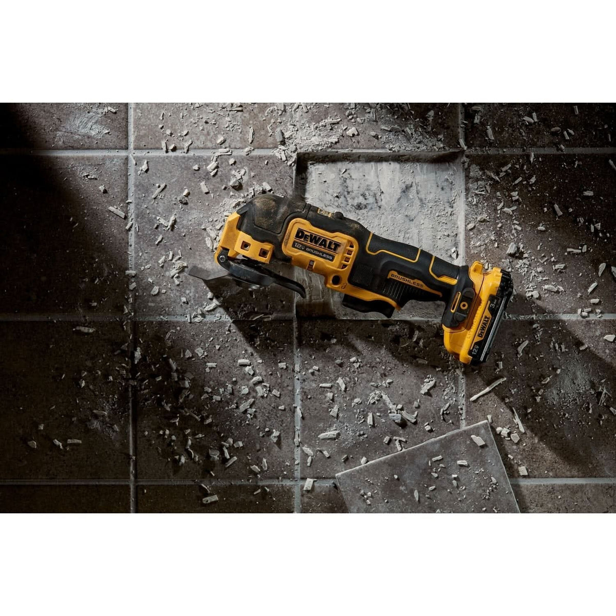 DeWalt DCS353G1 Xtreme 12V Max Brushless Cordless Oscillating Multi-Tool 3.0Ah Kit
