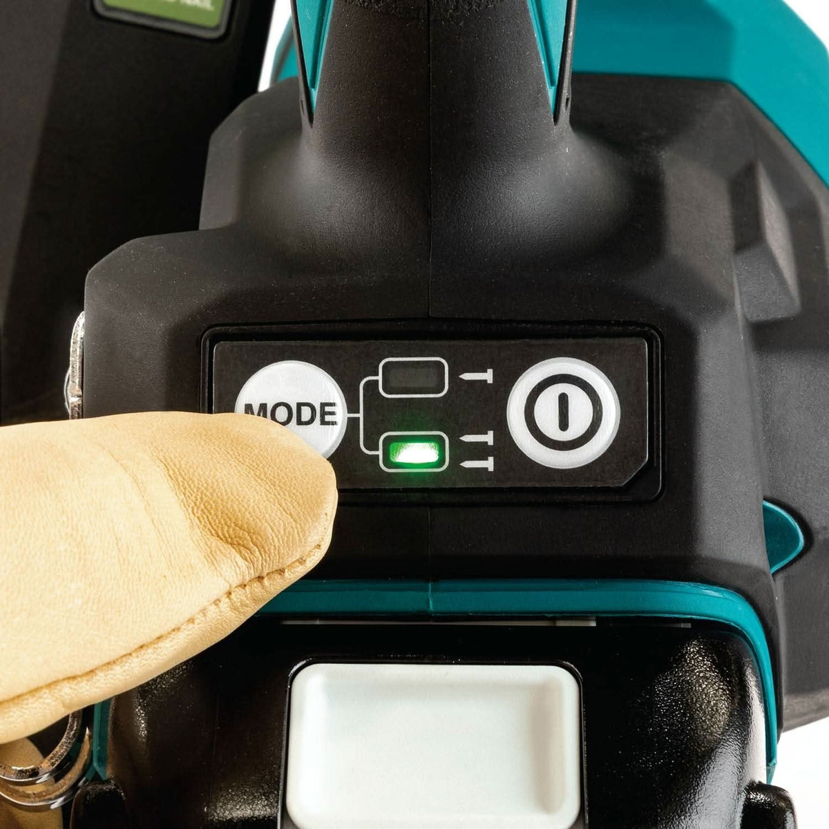 Makita XNB08Z 18V LXT Brushless 2-1/2” Angled Finish Nailer, 15 Ga. with 5.0Ah Battery