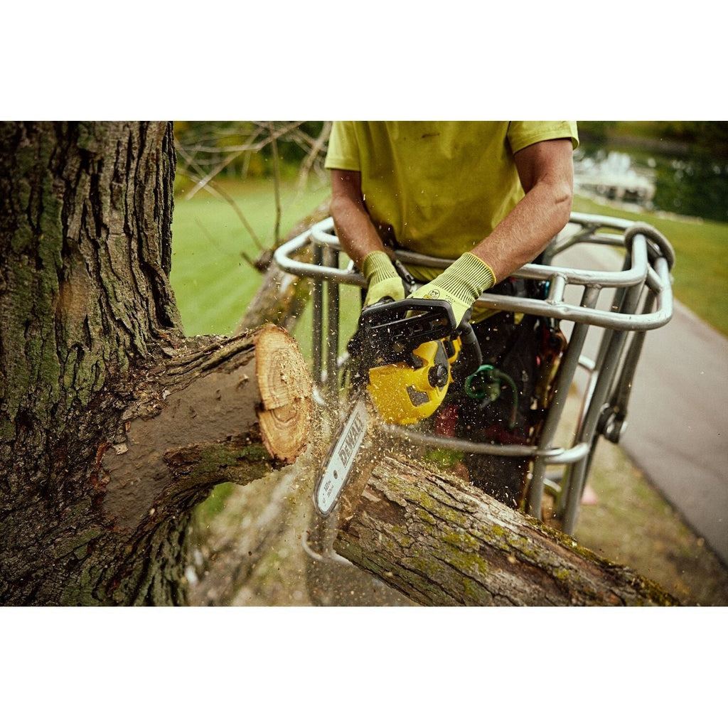 DEWALT DCCS673X1 FlexVOLT 60V MAX Compact 12-in. Top Handle Chainsaw 9.0Ah Kit