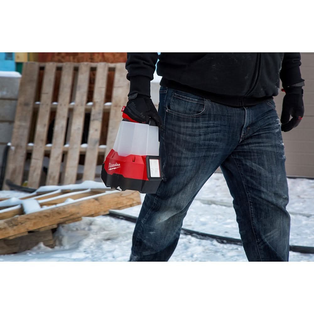 Milwaukee 2144-20 M18 RADIUS Compact 2,200-Lumen Site Light w/ Flood Mode, Tool Only