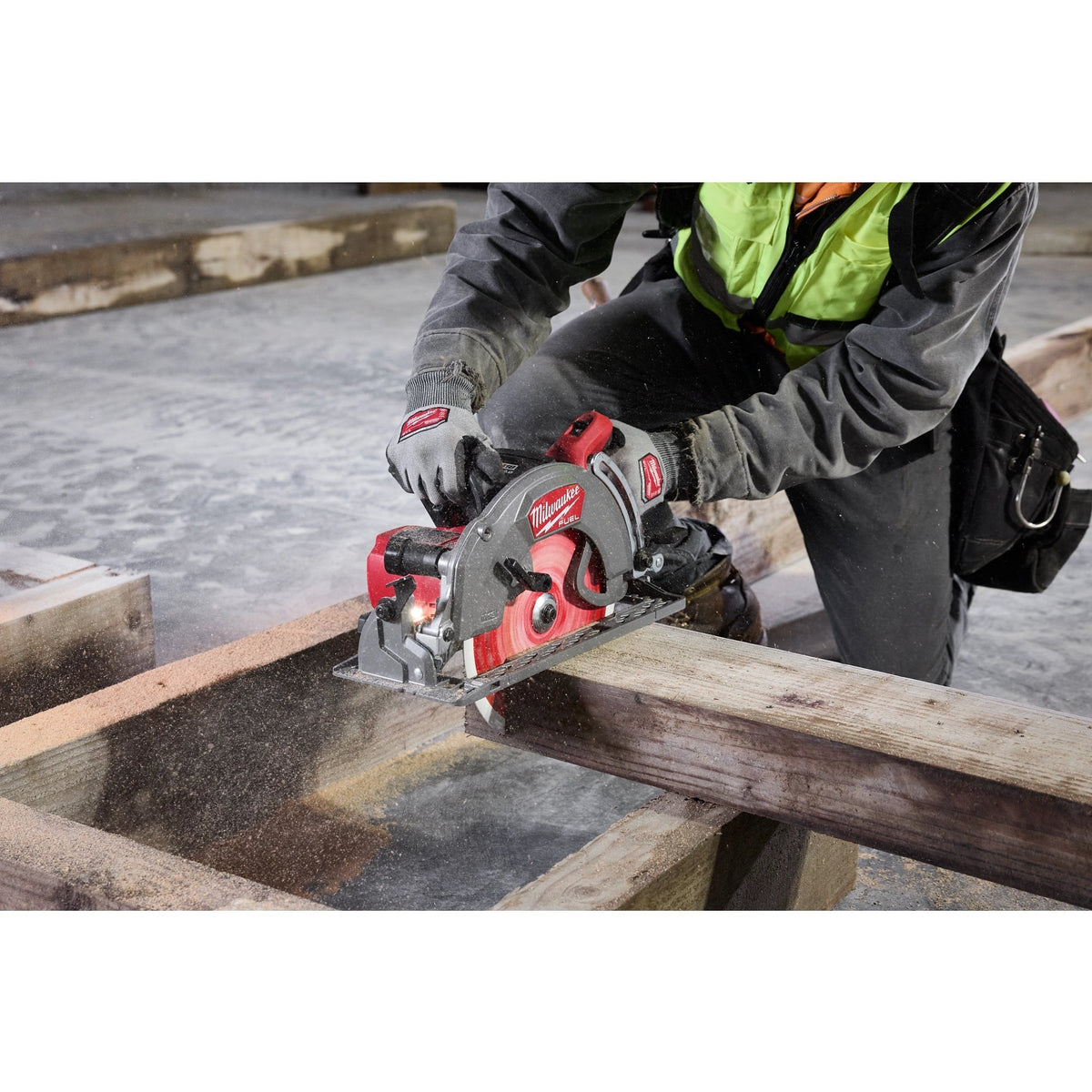 Milwaukee M18 FUEL 10-1/4-in. Rear Handle Circular Saw (3026-20)
