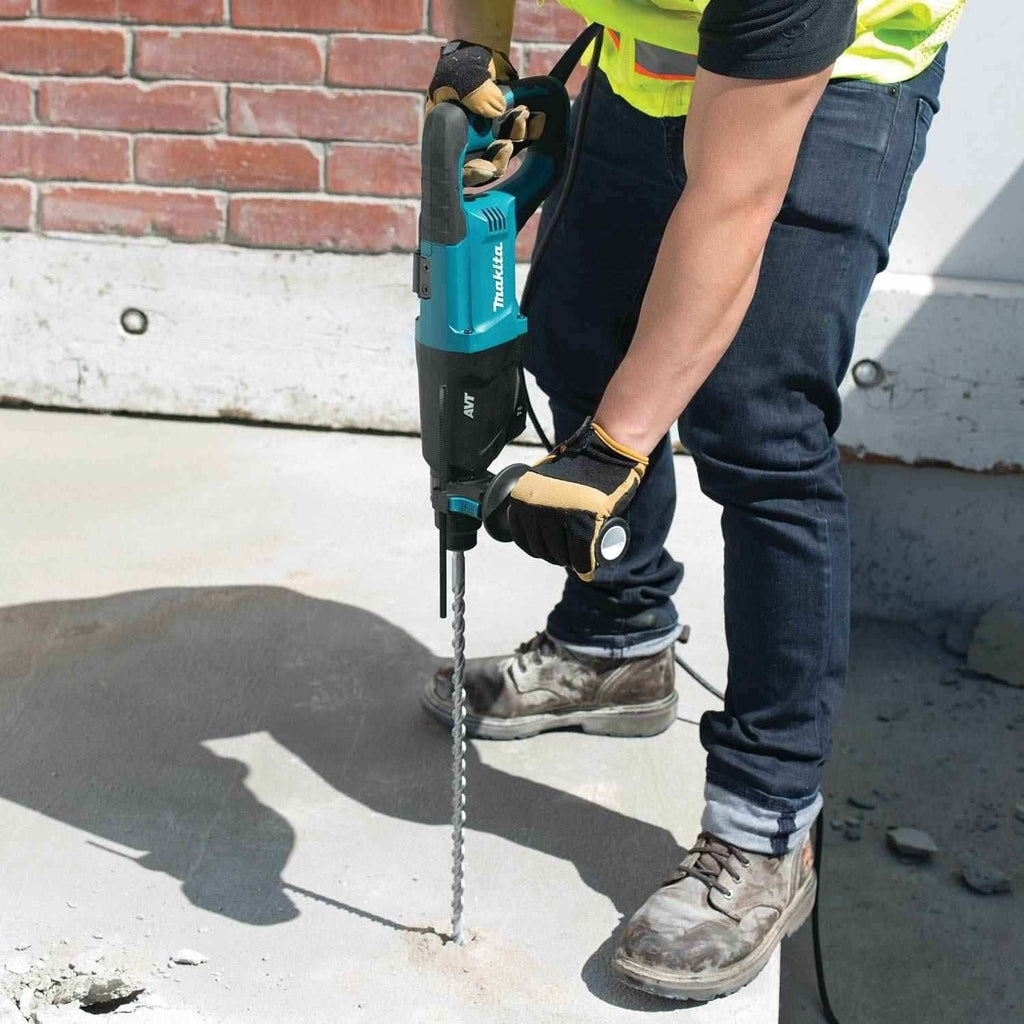 Makita HR2641X1 Corded 1" SDS-PLUS AVT Rotary Hammer (D-handle) and 4-1/2" Angle Grinder