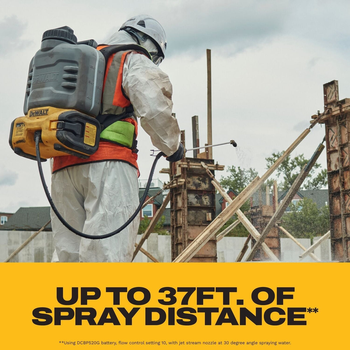 DeWALT DCCS1100GH1 20V MAX XR Concrete Chemical Sprayer 5.0Ah Kit