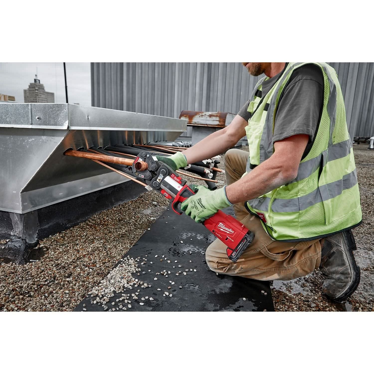 Milwaukee 2922-22M M18 FORCE LOGIC Press Tool with ONE-KEY 2.0Ah Kit