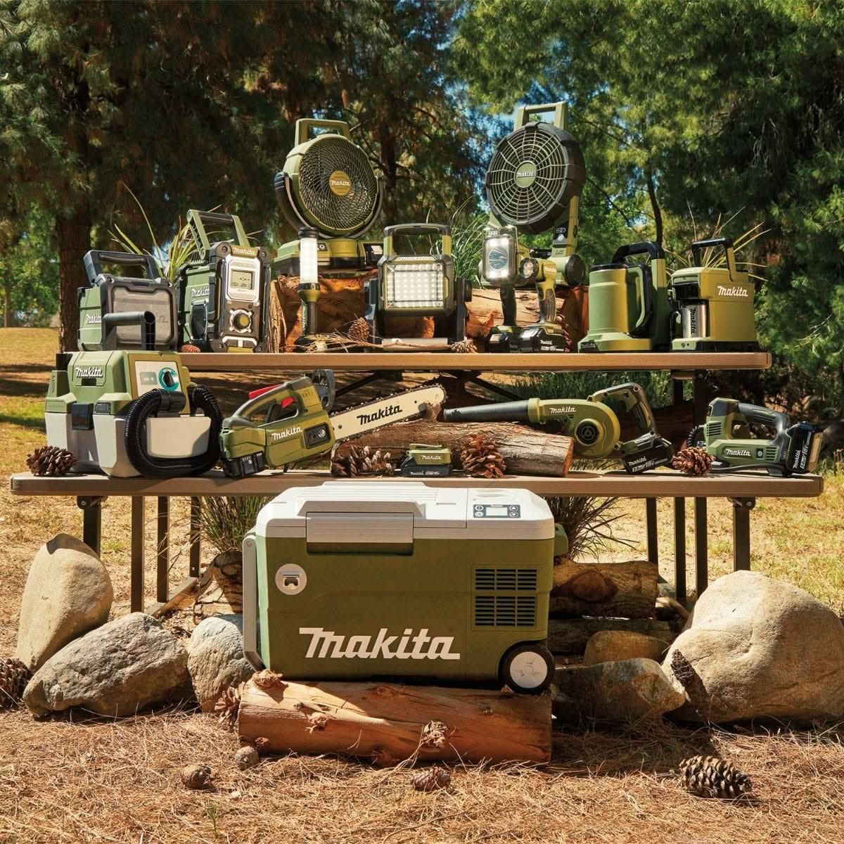 Makita ADRM06 Outdoor Adventure 18V LXT Cordless/Corded Bluetooth Radio, Tool Only