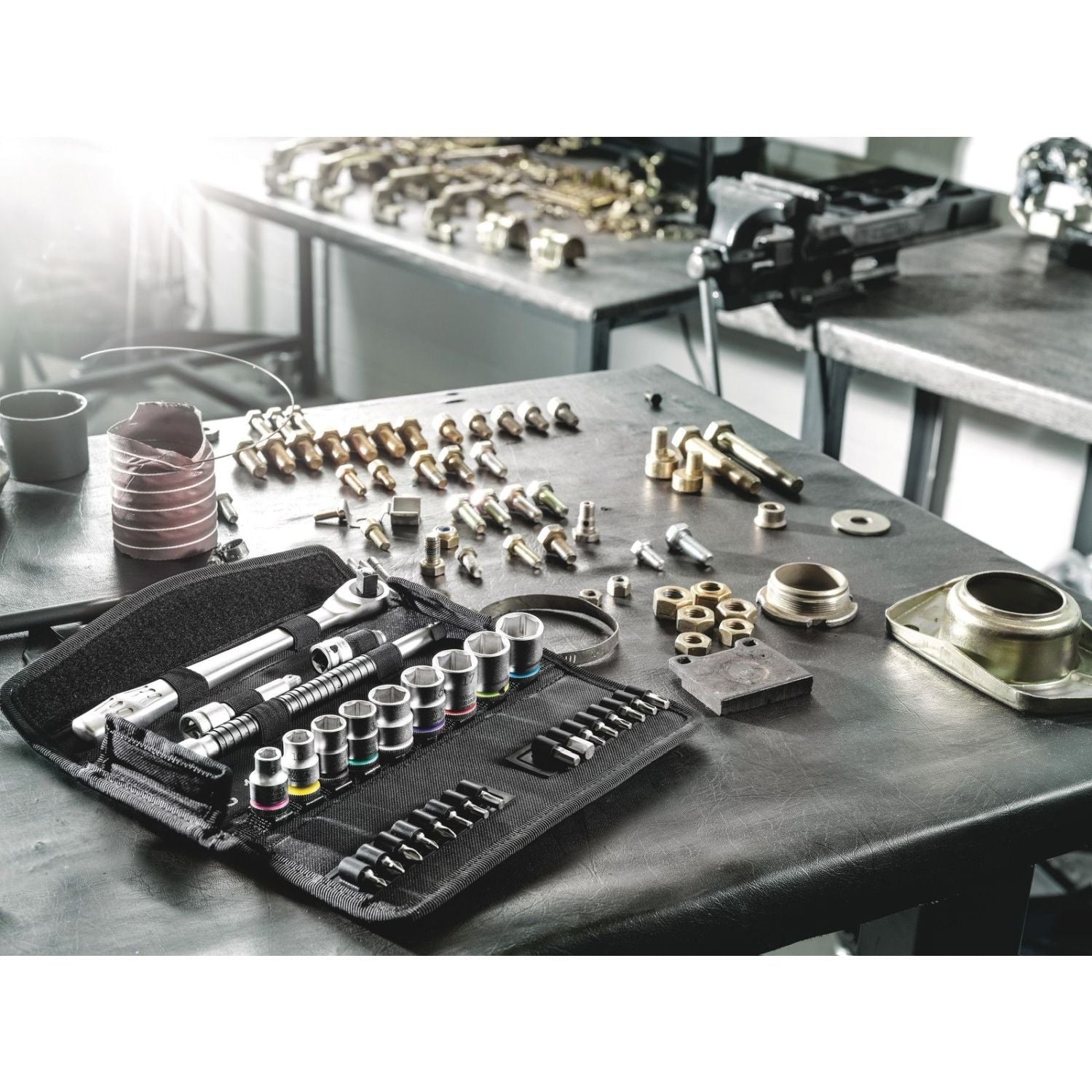 Wera 8100 SB 11 Zyklop Metal Ratchet Set With Switch Lever, 3/8-in. Drive, Imperial, 29-Pieces