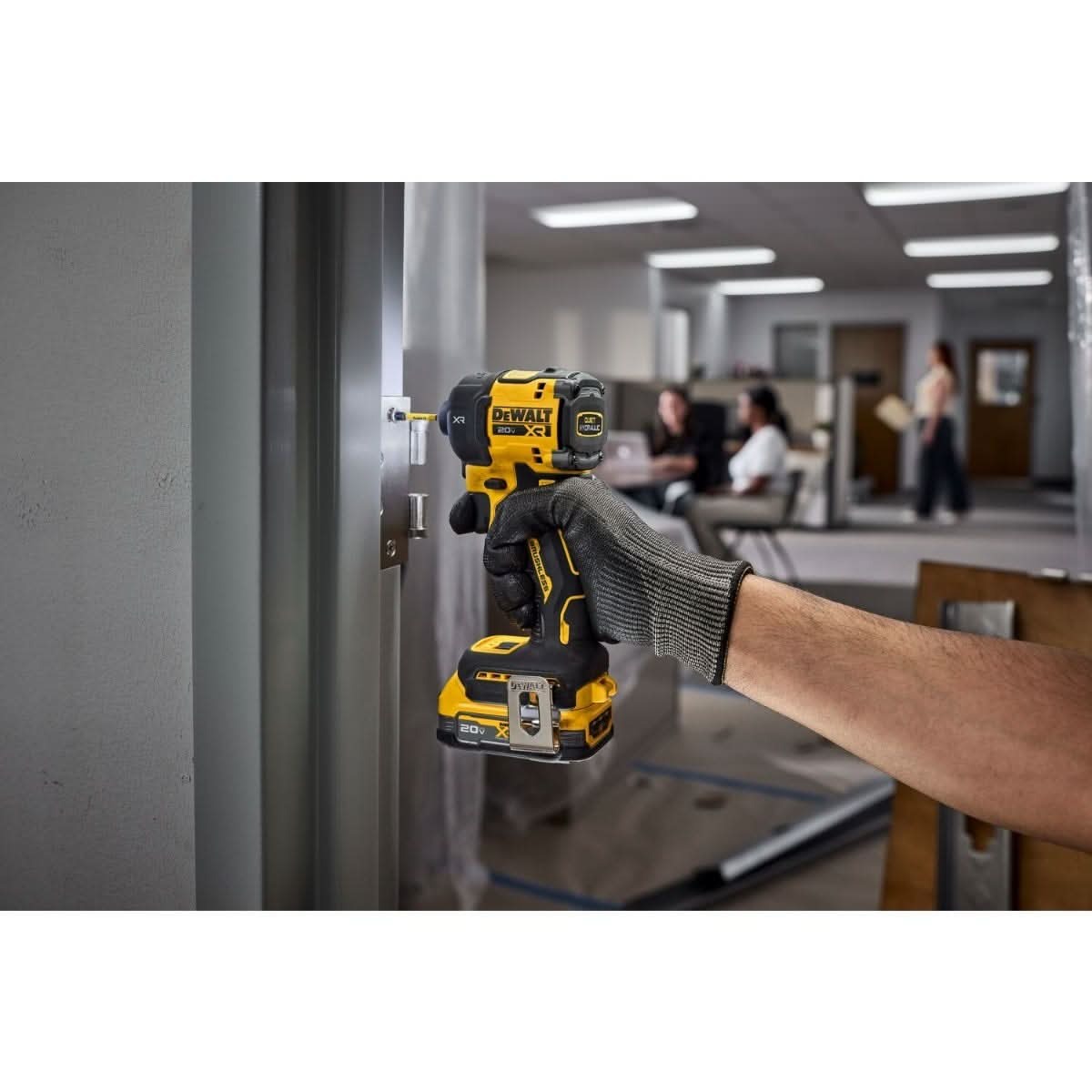DeWalt DCF870B 20V MAX XR Brushless 1/4-in. Quiet Hydraulic Impact Driver 3.5Ah POWERSTACK Kit