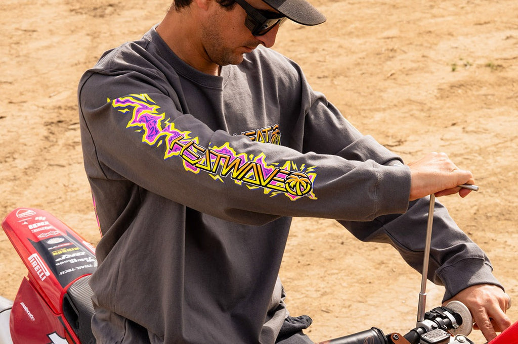 Heat Wave "Sorry Babe" LONG SLEEVE T-Shirt