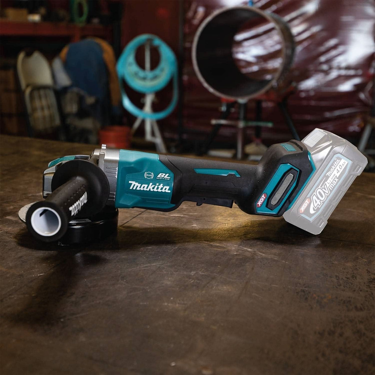 Makita GAG13Z 40V max XGT Brushless Cordless 4-1/2" / 5" X-LOCK Paddle Switch Angle Grinder, with Electric Brake, Tool Only