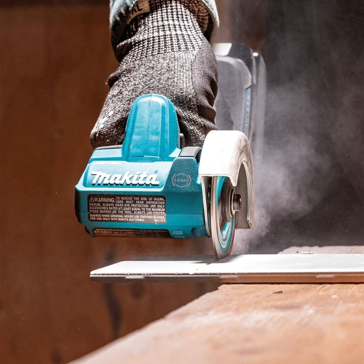Makita XCM01Z 18V LXT Lithium-Ion Brushless Cordless 3" Cut-Off Tool, Tool Only (PROMO)
