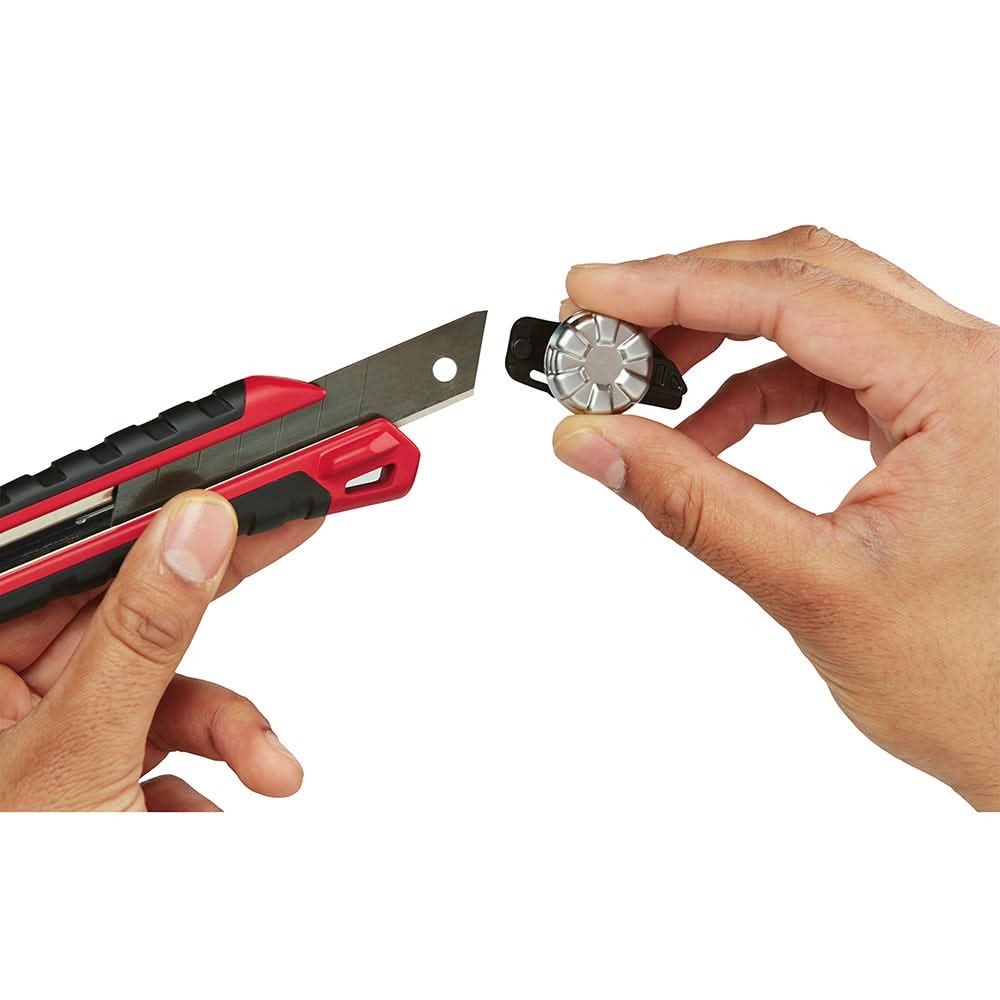 Milwaukee 48-22-1961 18Mm Snap Off Knife With Metal Lock And Precision Cut Blade