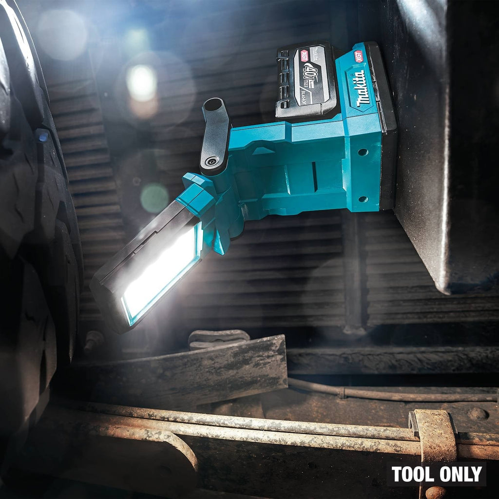 Makita ML013G 40V max XGT LED Magnetic 1200-Lumen Work Light, Light Only
