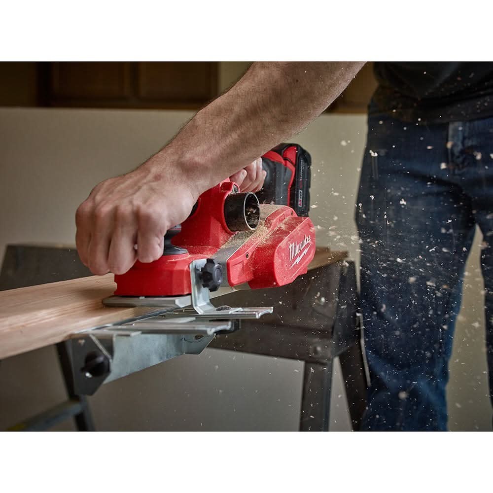 Milwaukee 2623-20 M18 3-1/4" Planer, Tool Only