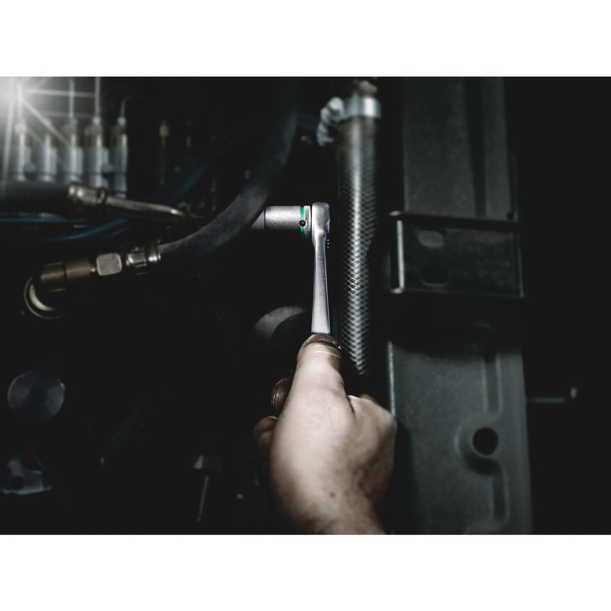 Wera 8003 A Zyklop Metal Ratchet With Push-Through Square And 1/4-in. Drive, 1/4-in.x141-mm.