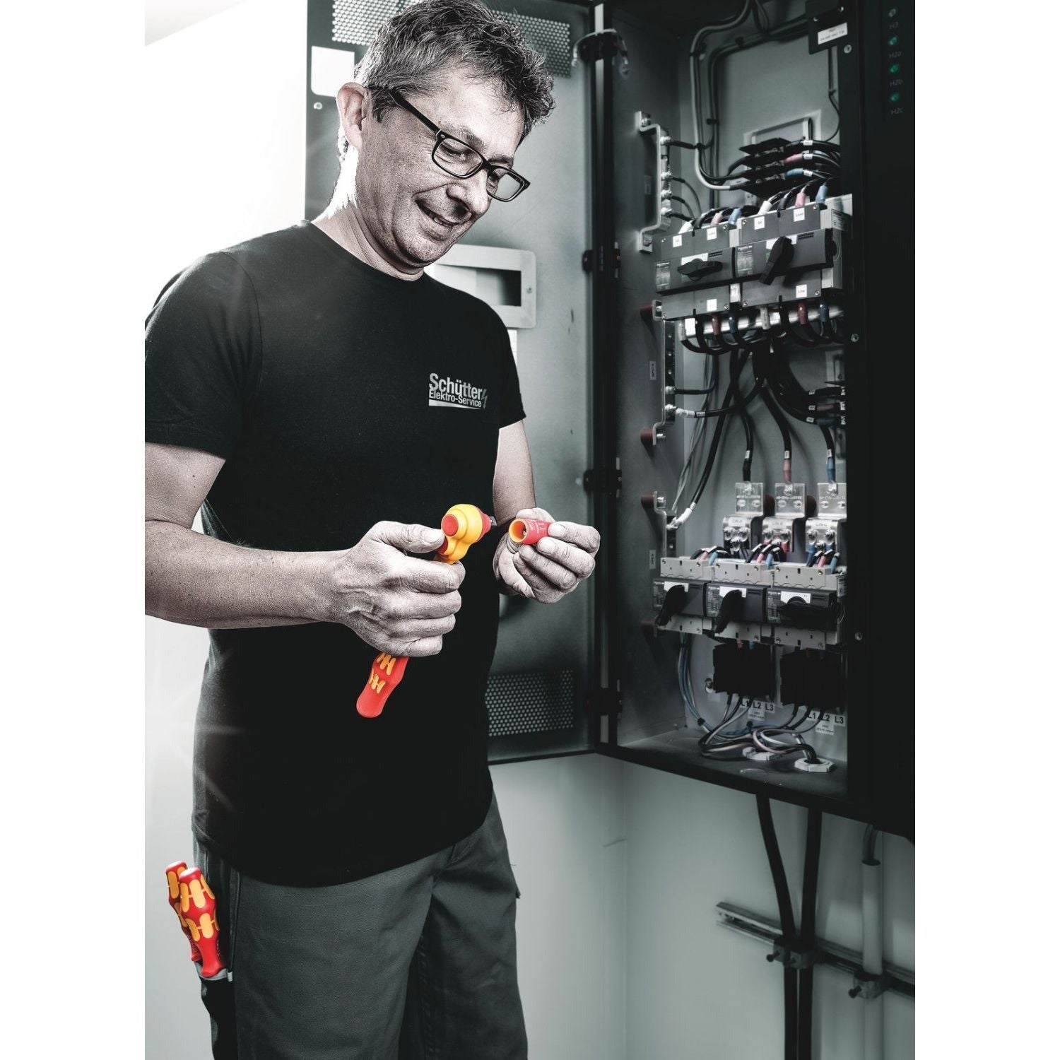 Wera 8790 B VDE Zyklop 3/8-in. Socket, Insulated, 14x46-mm.