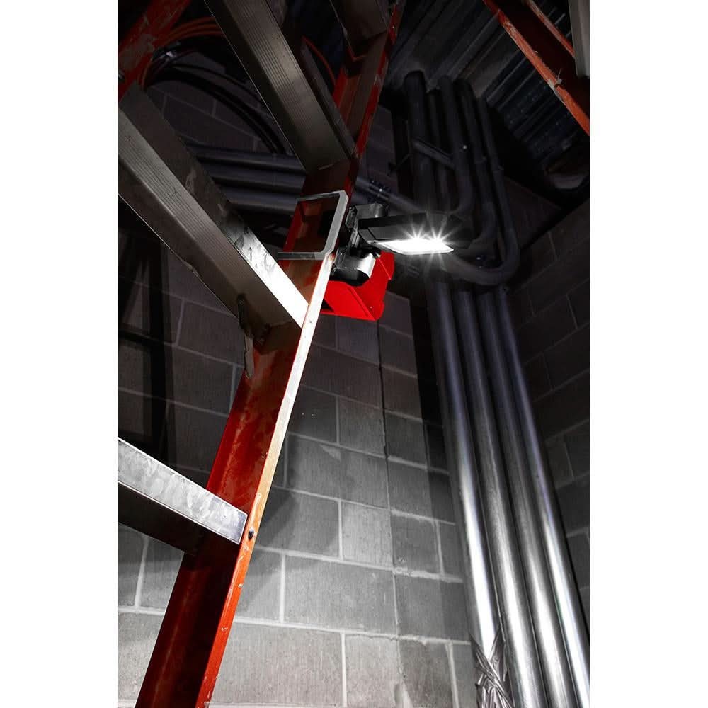Milwaukee 2365-20 M18 18-Volt Cordless Rover Mounting Flood Light (PROMO)