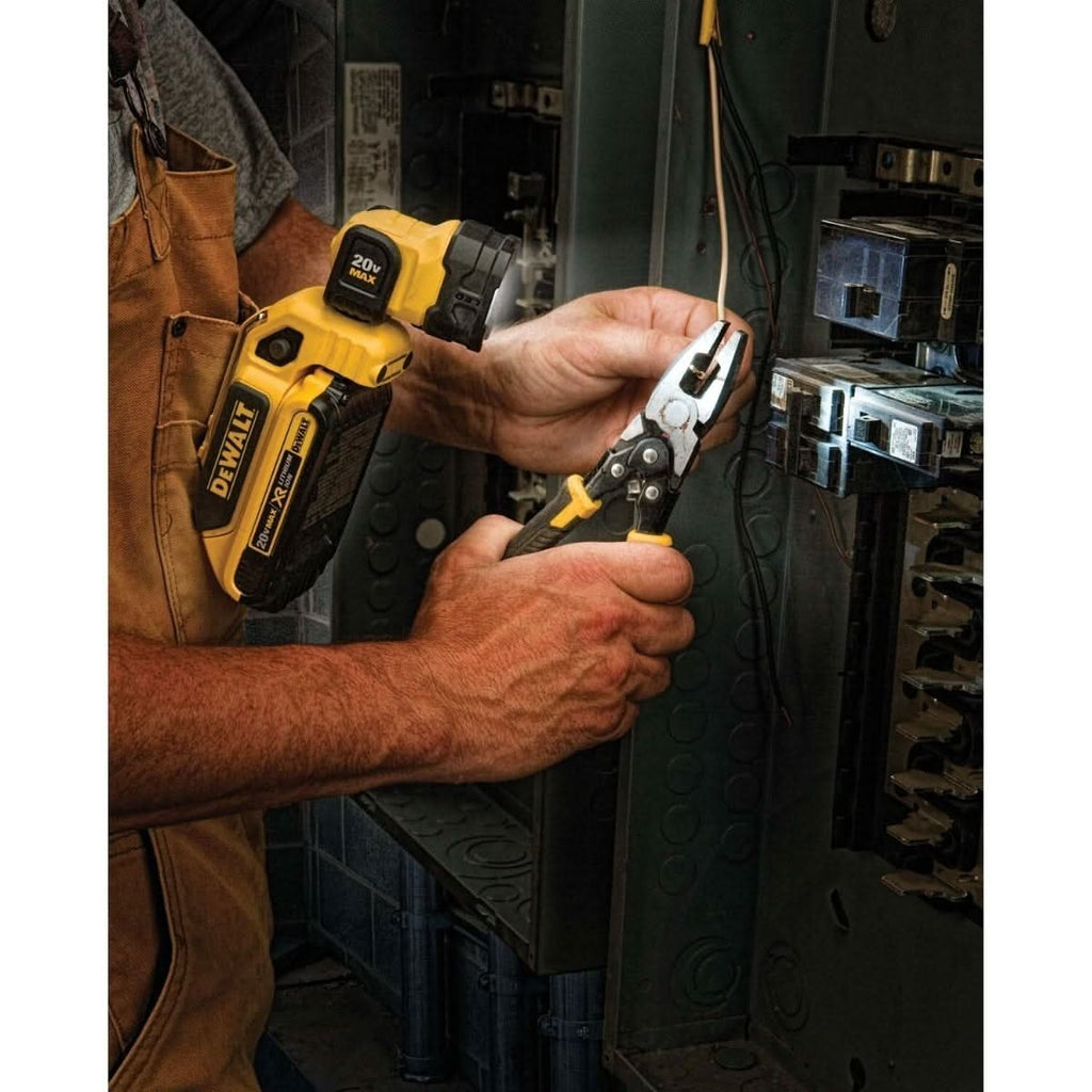 Dewalt DCL044 20V MAX 160 Lumen LED Handheld Worklight with 20V MAX 5.0Ah Battery 2-Pk