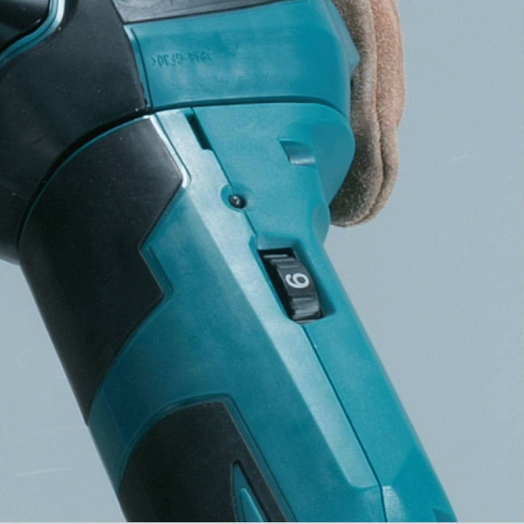 Makita XMT03Z 18V LXT Cordless Multi-Tool 4.0Ah Battery and Charger Starter Kit