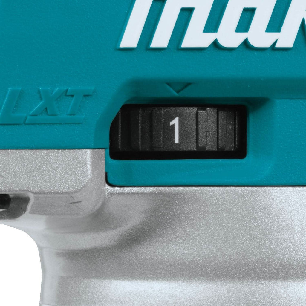 Makita XTR01T7 18V LXT Lithium-Ion Brushless Cordless Compact Router Kit (5.0Ah)