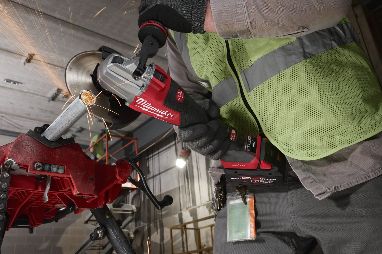 Milwaukee 3676-20 M18 FUEL 4-1/2" / 6" Dual Trigger Braking Paddle Switch Grinder w/ ONEKEY, Tool Only