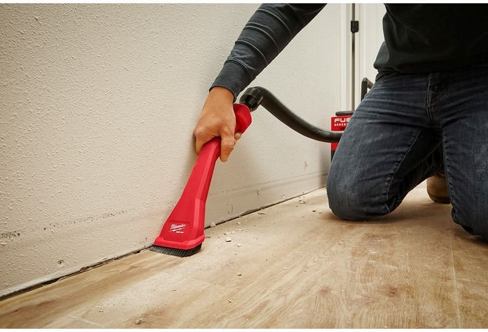 Milwaukee 49-90-2040 AIR-TIP Claw Utility Nozzle w/ Brushes