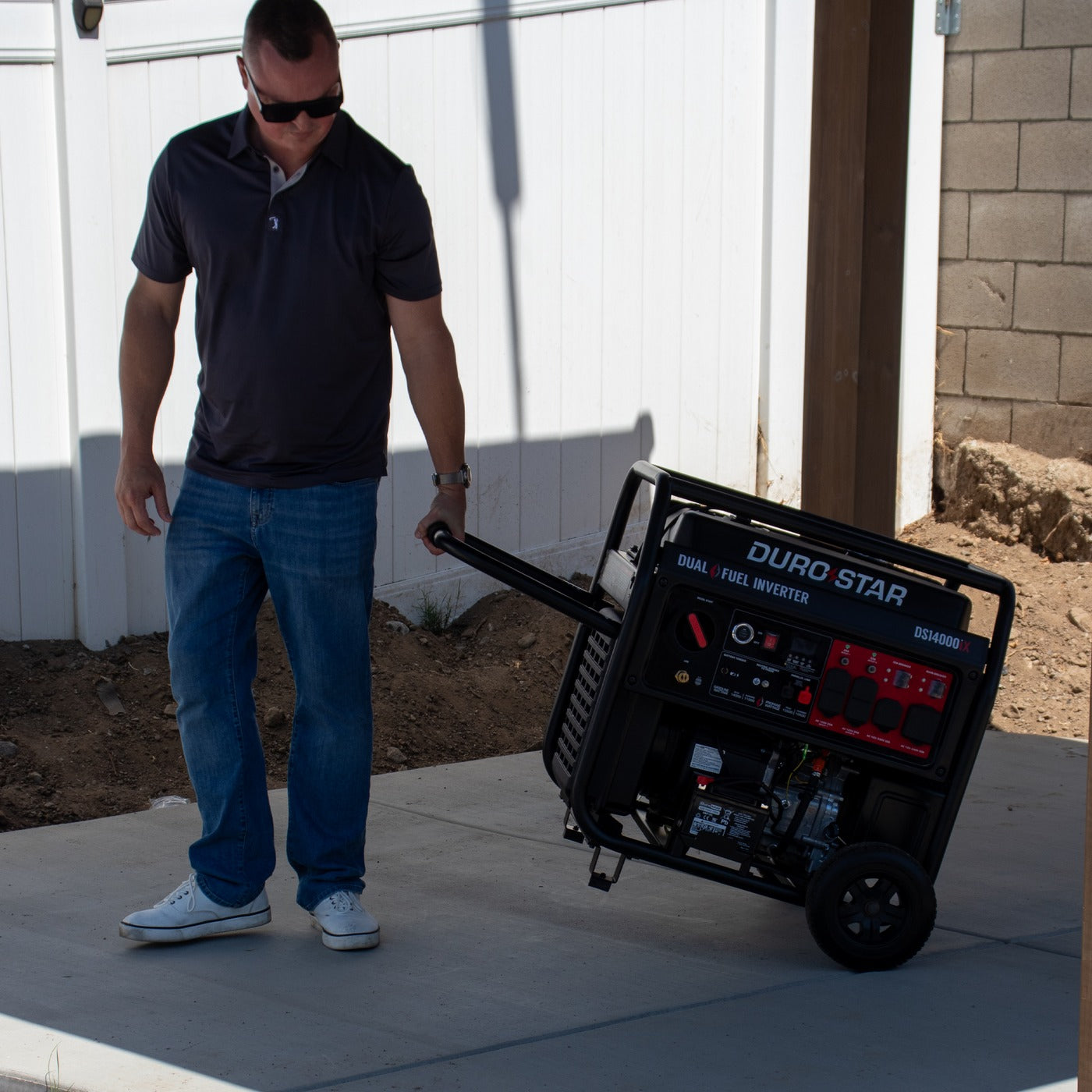 DuroStar DS14000iX 14,000 Watt Dual Fuel Open Frame Digital Inverter Generator