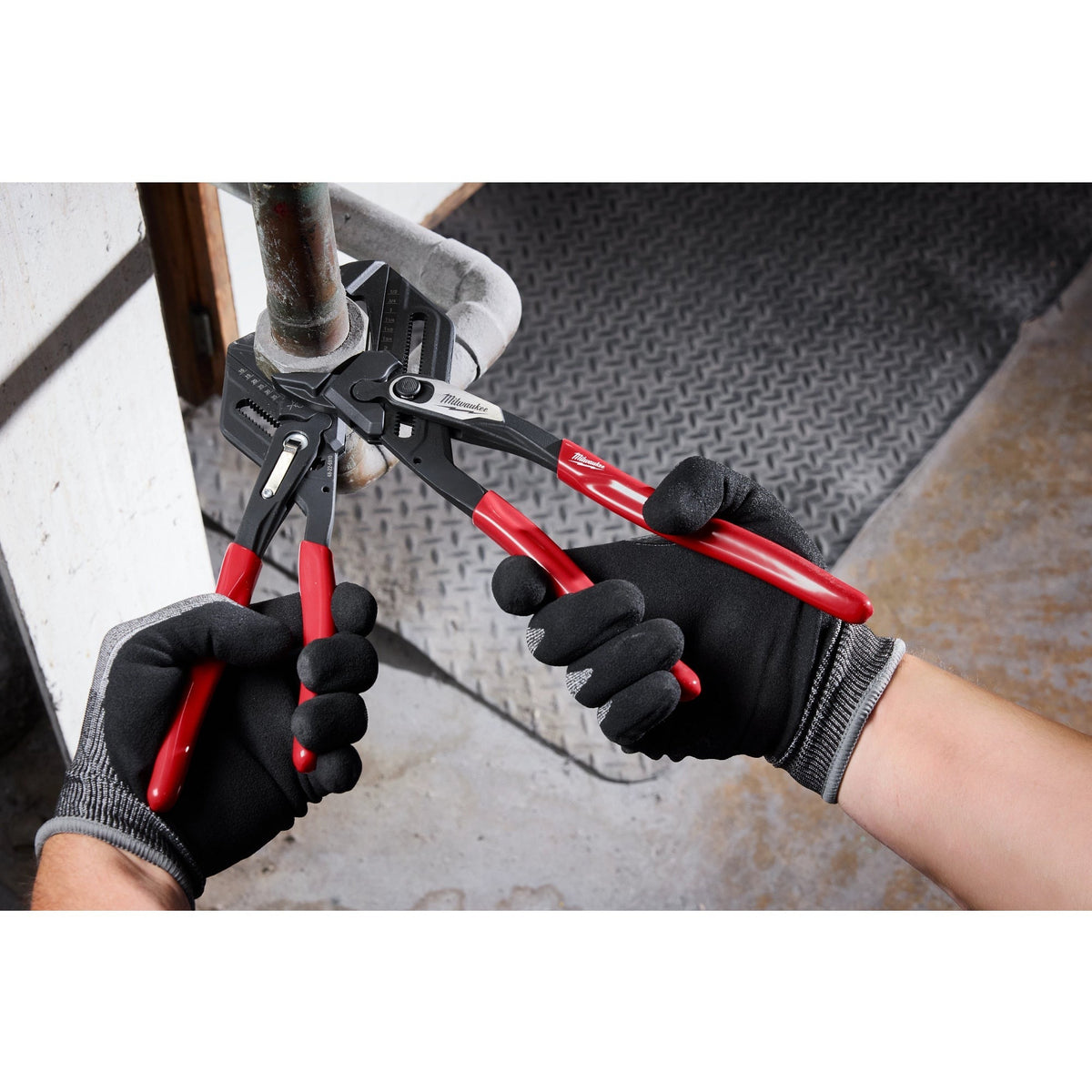 Milwaukee 2-Piece Pliers Wrench Set (48-22-6930)