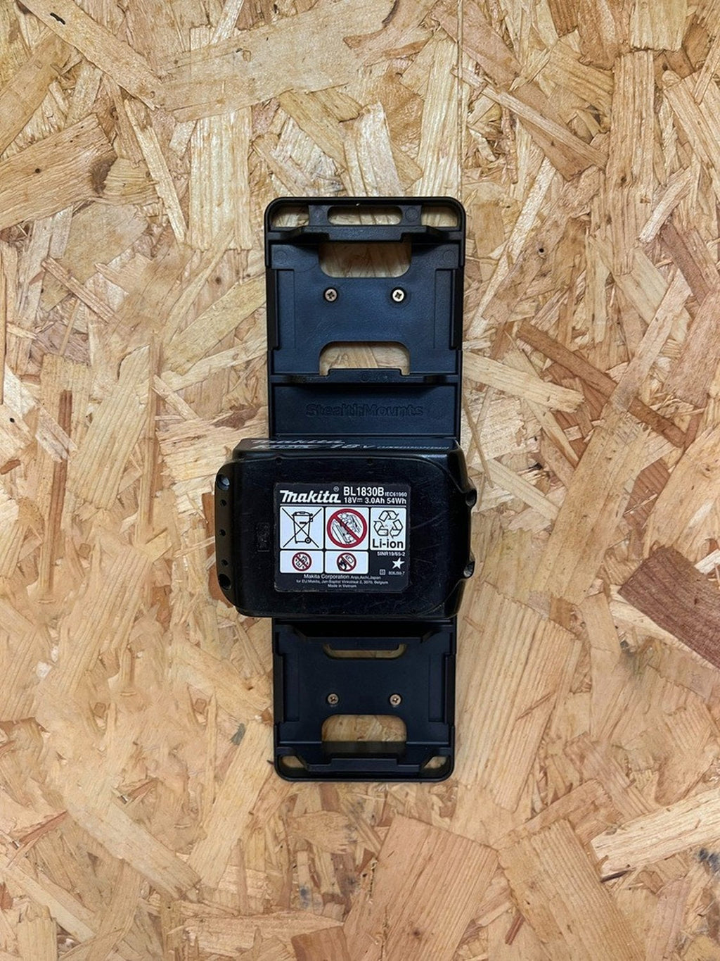 StealthMounts Battery Holder for Dewalt Batteries