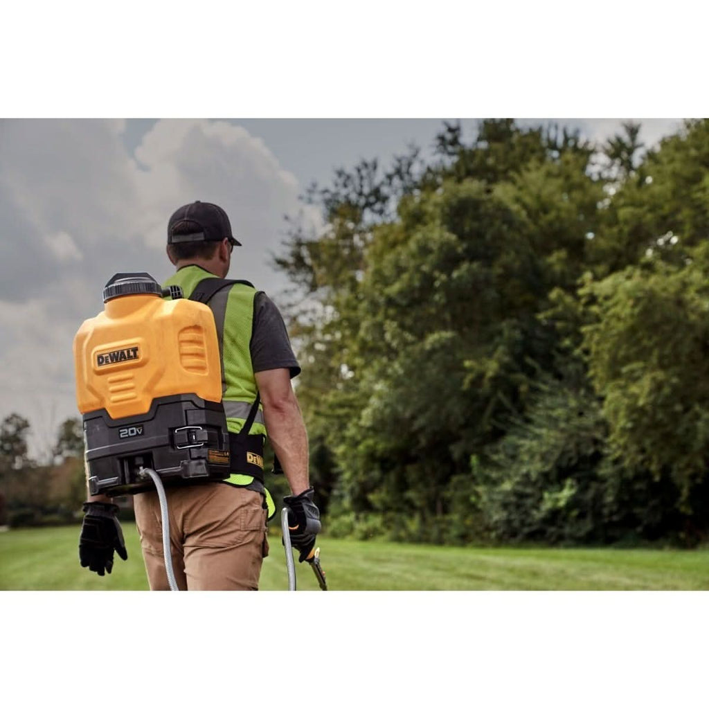 DeWalt DXSP190681B 20V MAX 4-Gallon Backpack Sprayer with 5.0Ah Battery