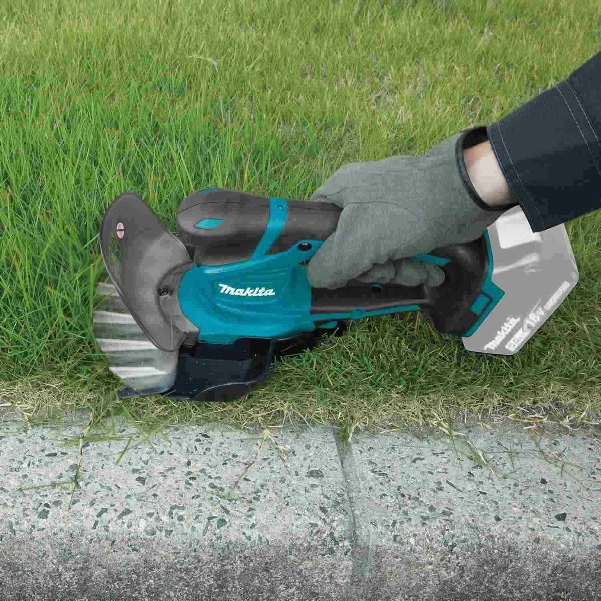 Makita MU04Z 12V max CXT Lithium-Ion Cordless Grass Shear, Tool Only