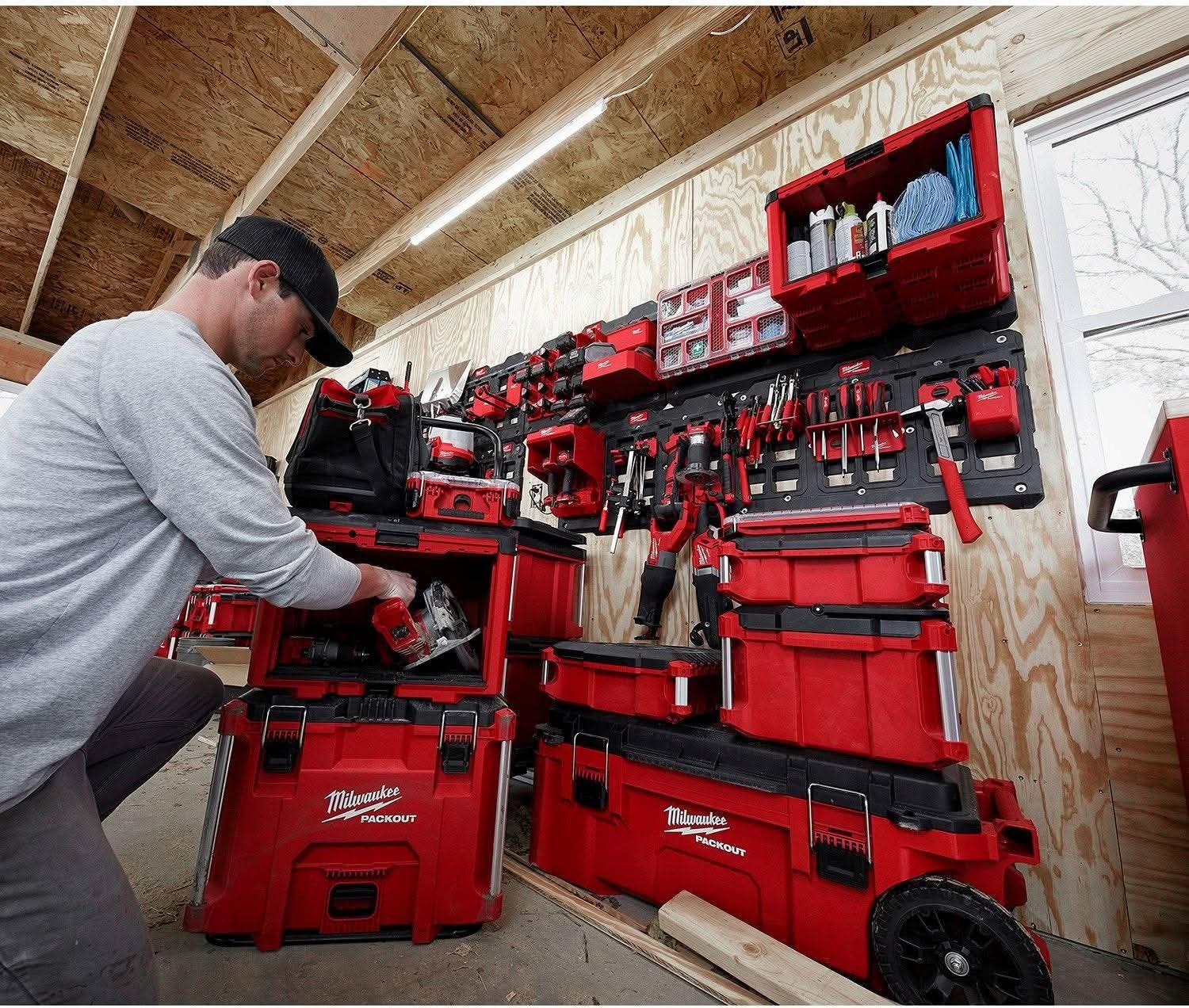 Milwaukee 48-22-8445 PACKOUT Cabinet