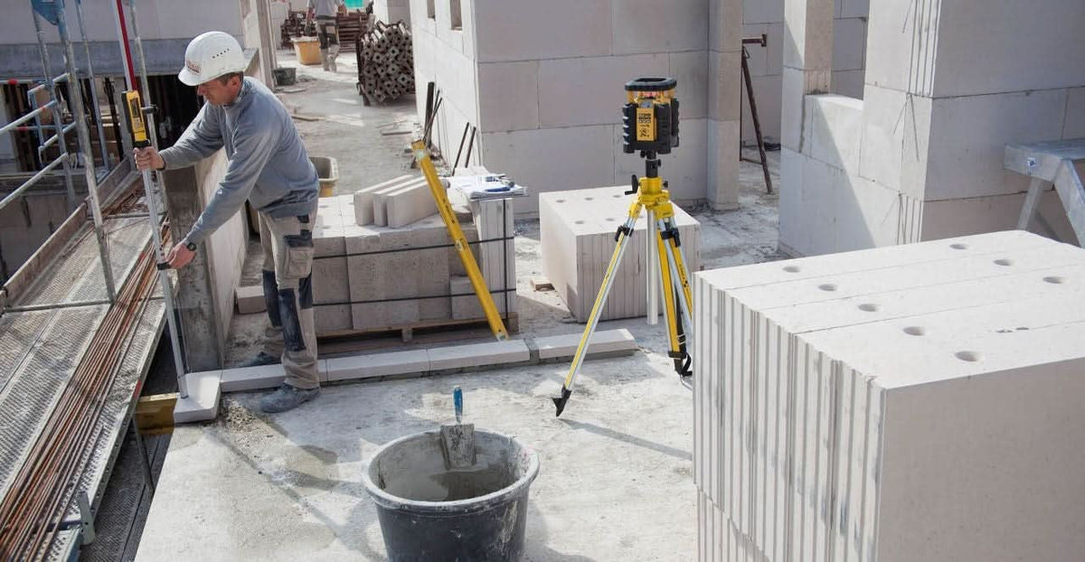 Stabila 05700 LAR350 Dual-Slope Rotary Laser Kit
