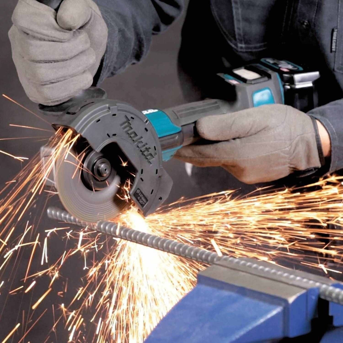 Makita 199709-0 4-1/2" Clip-On Cut-Off Wheel Guard Cover