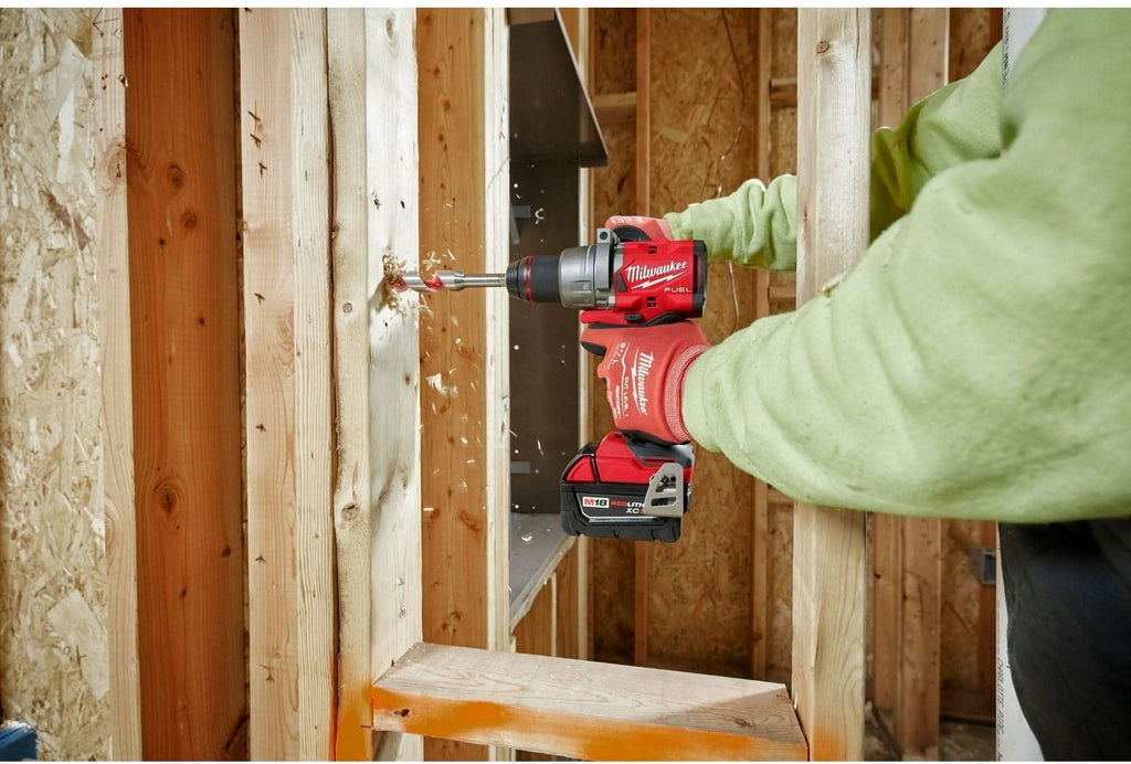 Milwaukee 2904-22 M18 FUEL 1/2-in. Hammer Drill/Driver Kit