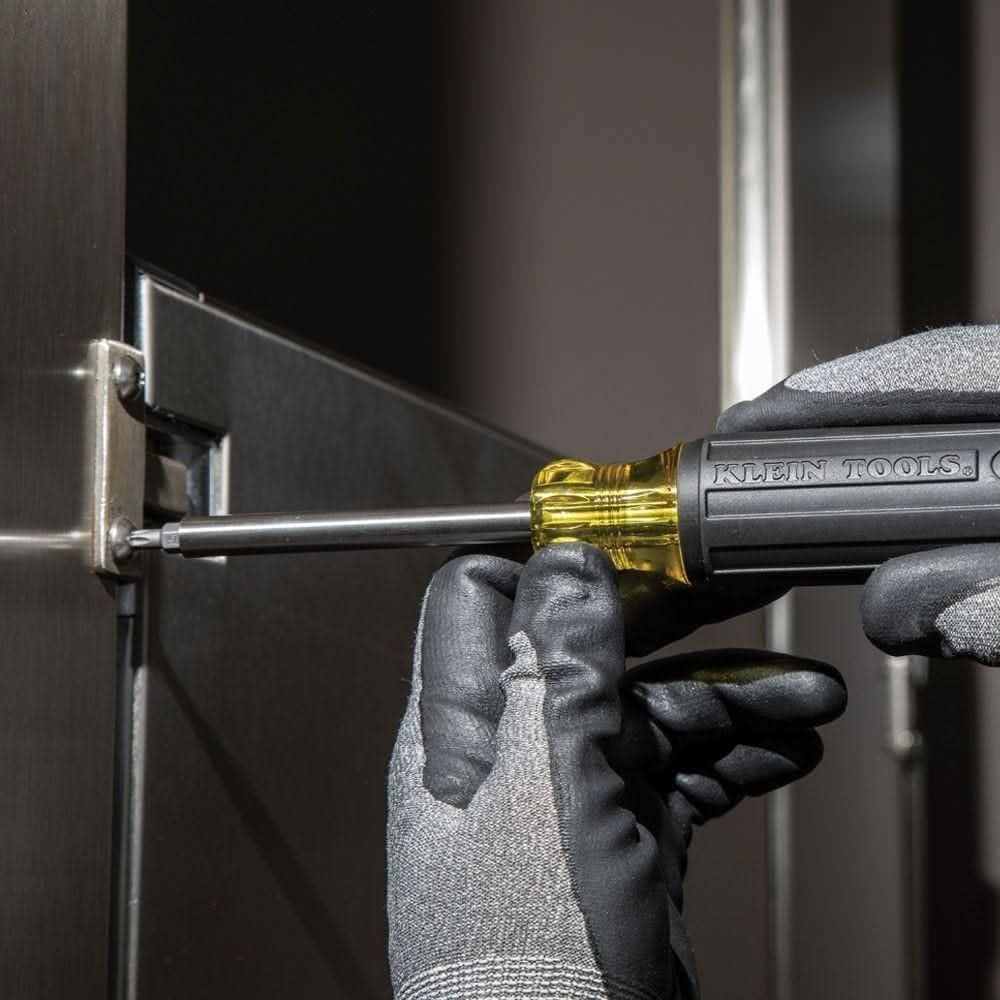 Klein 32307 27-in-1 Multi-Bit Tamperproof Screwdriver
