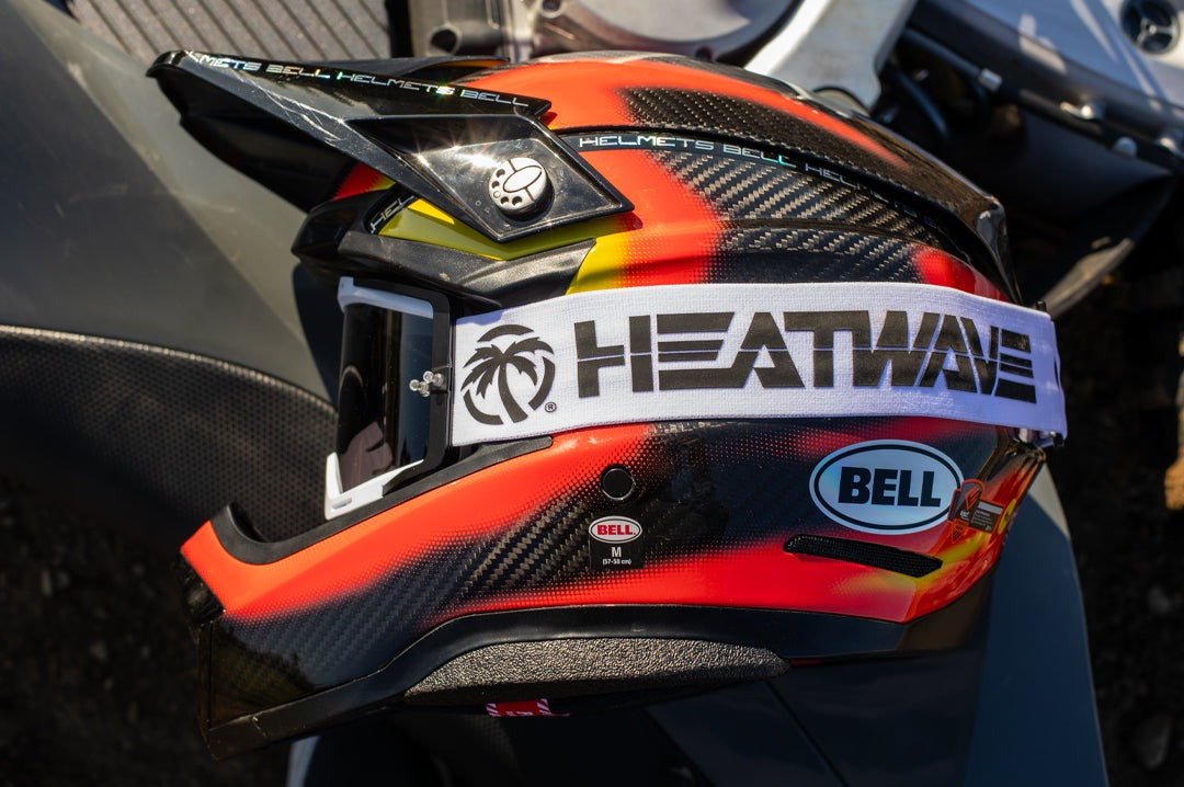 Heat Wave Billboard Icon WHITE/PHOTOCHROMIC MXG-250 Moto Goggle
