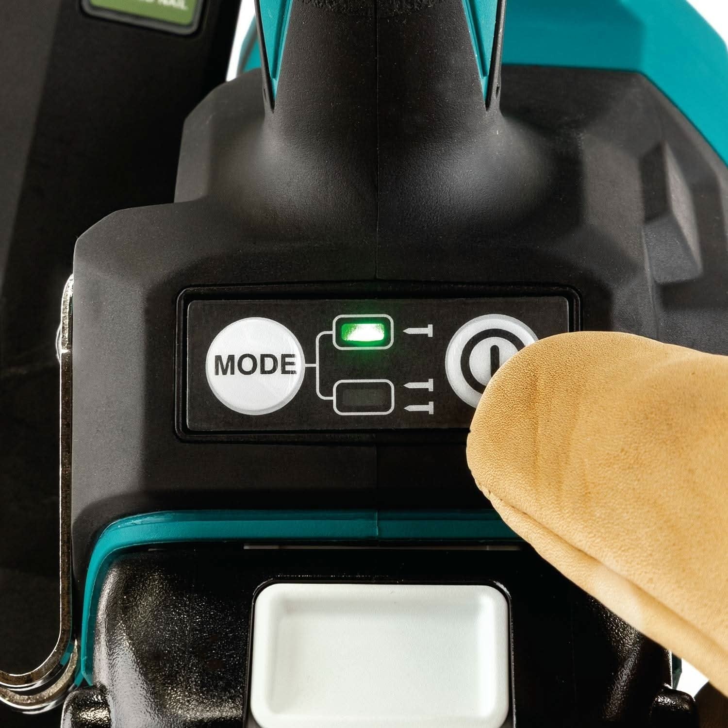 Makita XNB08Z 18V LXT Brushless 2-1/2” Angled Finish Nailer, 15 Ga. with 5.0Ah Battery