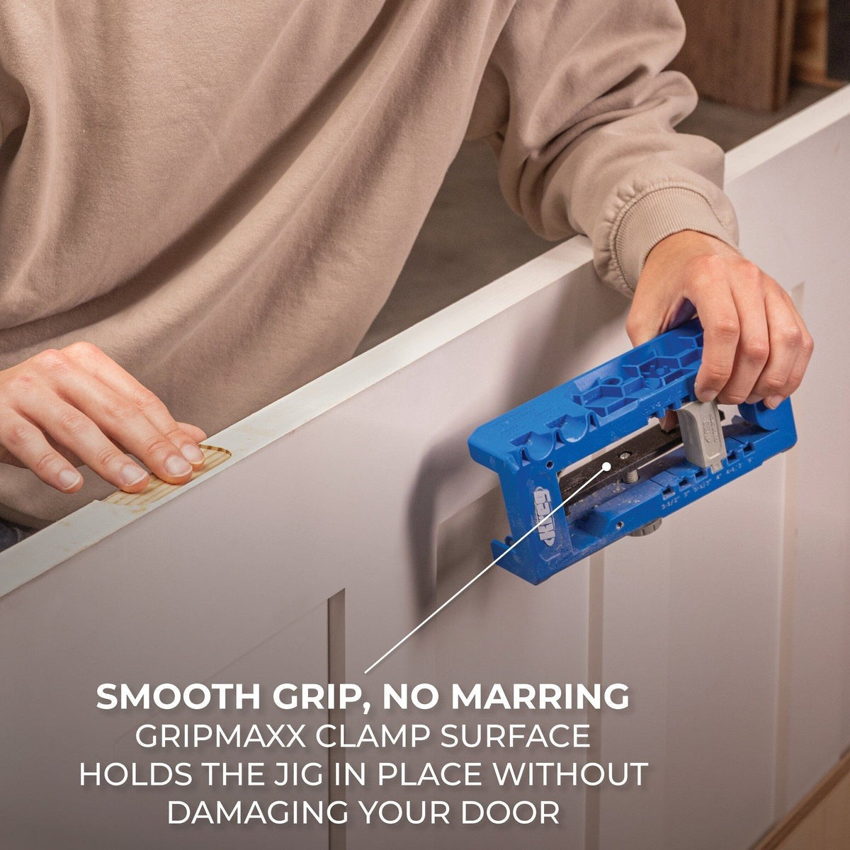 Kreg Tool Door Hinge Routing Jig with 1/2-in. Straight Router Bit for 2-1/2-in. to 5-in. Hinges (KRTHJ100)