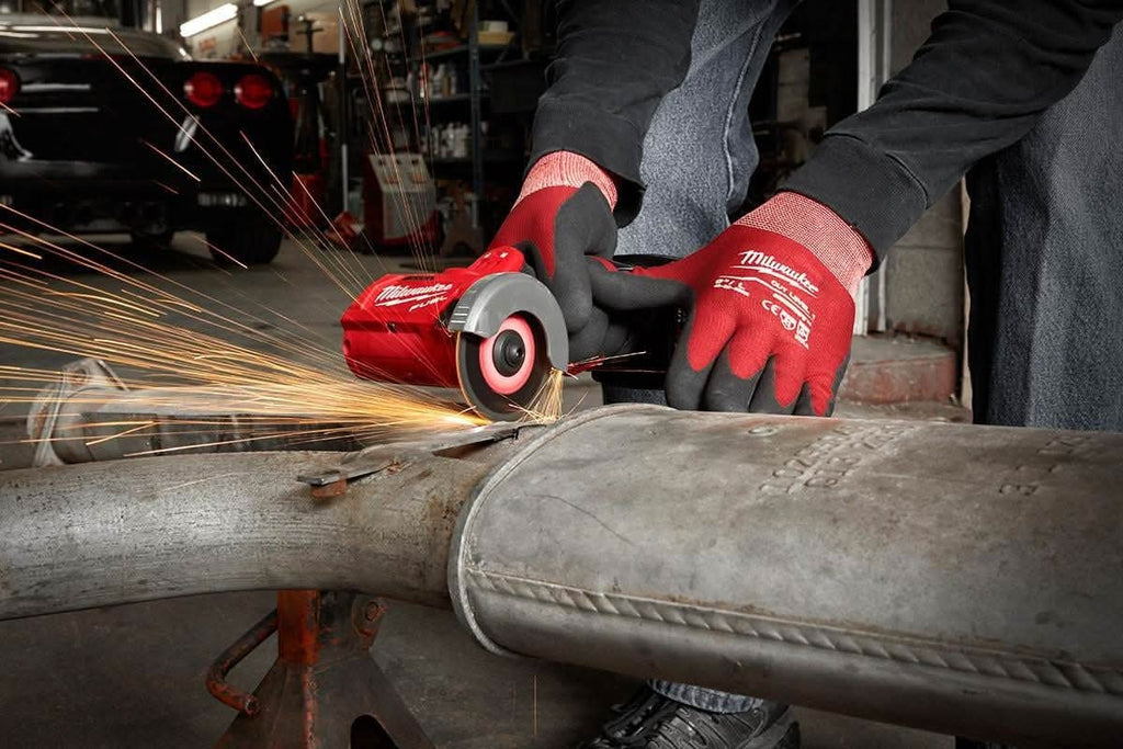 Milwaukee 2522-21XC M12 FUEL 3-Inch Compact Cut Off Tool 4.0Ah Kit