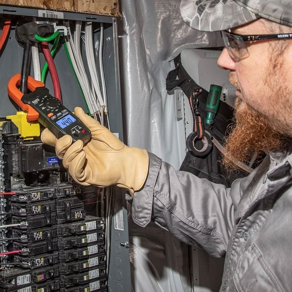 Klein CL120 Digital Clamp Meter, AC Auto-Ranging 400 Amp