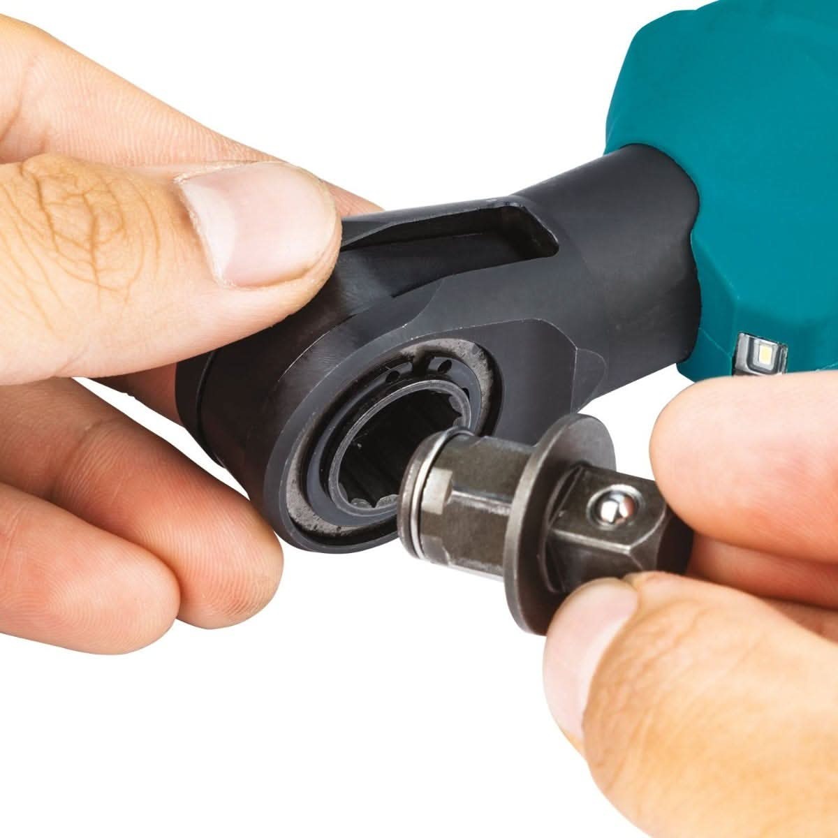 Makita XRW01SR1 18V LXT Lithium-Ion Cordless 3/8" / 1/4" Sq. Drive Ratchet Kit (2.0Ah)