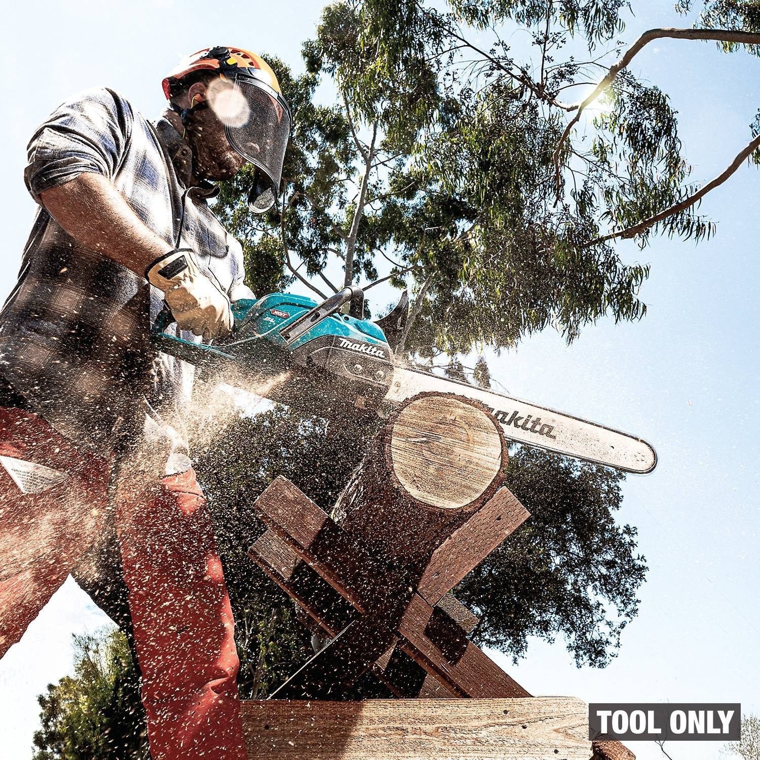 Makita GCU08Z 40V max XGT Brushless 20-in. Chain Saw, Tool Only